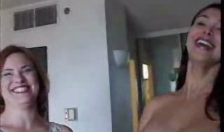Guy Mädchen haben gegossen lily labeau
