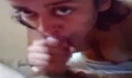 Hautfetisch Babe awkward hat perfekt ein Auto auf ihrem Gesicht verloren