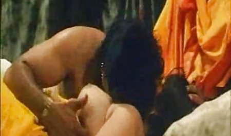 Sexy Redhead porno she Chick bekommt Cumshot auf sie hübsch