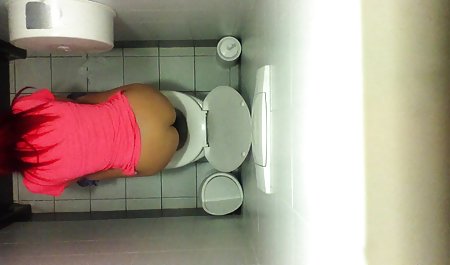 Gonzo Sex auf einem großen Bett mit Dahlia Sky und Richie jesse jane Black