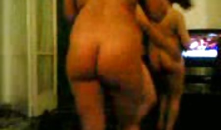 Steck es in Lulus Arsch porno de