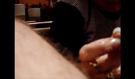 Redhead will dich zum oil porno Abspritzen bringen