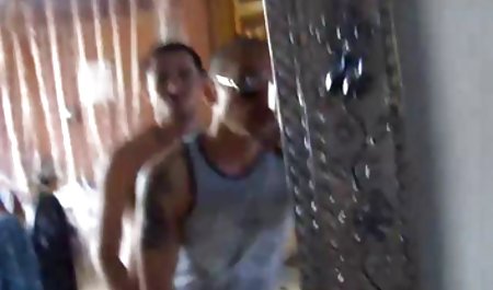 Paul ist mit 18 bekannt. Er liebt einen guten porno free Fick