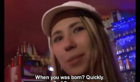 Tanzende Mädchen gefickt, während sie porno add alles nass macht