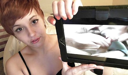Cute Teen Pepper Hart about porno gibt ersten Footjob für!