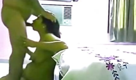 Sexy Dreier mit einem porno hand Paar