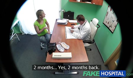 - Die vollbusige deutsche Hippie Jolie liebt Analfick und james deen Blowjob im Hostel