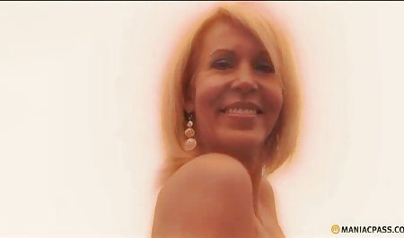 Charity Southern Beauty Crawford liebt es, ihrem Kopf porn Platz zu machen